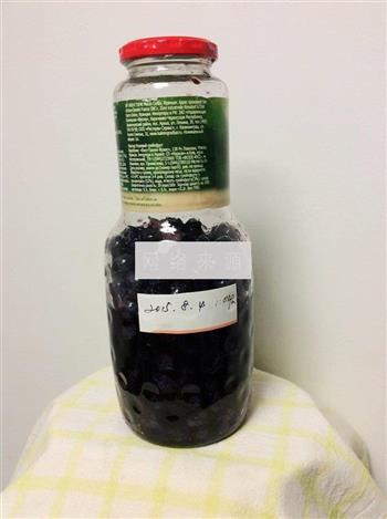 葡萄蓝莓混合酒的做法步骤2