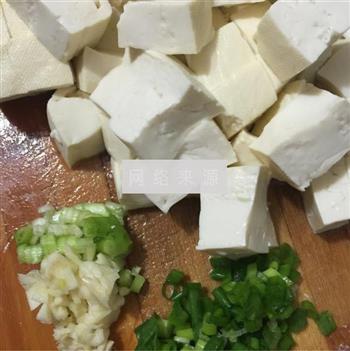 肉末豆腐的做法步骤1
