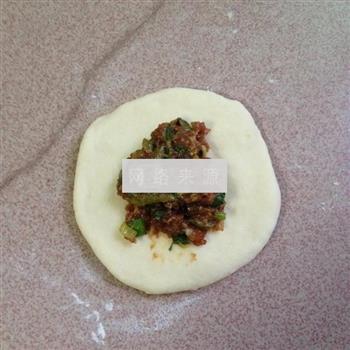 发面香菇肉煎饼的做法步骤9