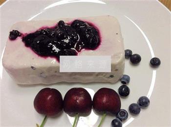 蓝莓酸奶冰激凌的做法步骤8