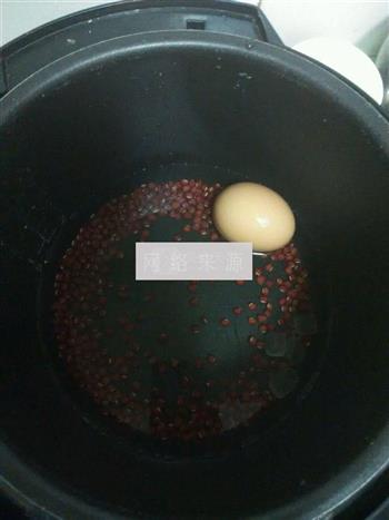 红豆糖水蛋的做法步骤2