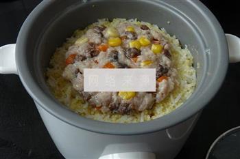 海参肉饼小米饭的做法步骤7