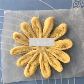 花儿椰蓉面包的做法步骤12