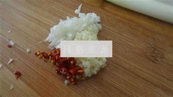 泰式椰汁咖喱虾的做法图解1