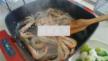泰式椰汁咖喱虾的做法图解4