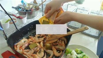 泰式椰汁咖喱虾的做法图解5