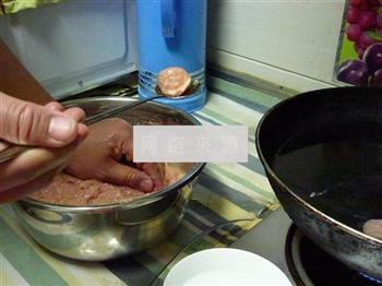 家庭版手工肉圆儿的做法步骤21