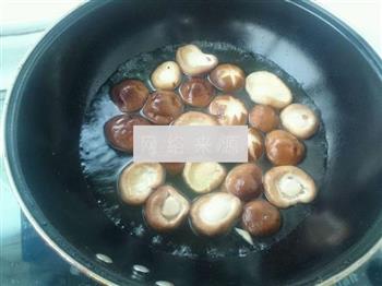 香菇扒油菜的做法步骤4