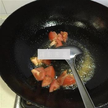 番茄鱼丸汤的做法图解1