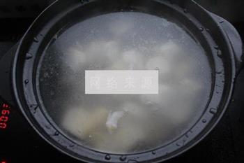 香菇山药排骨养生汤的做法步骤8