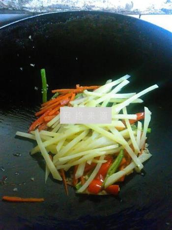 双椒炒土豆条的做法步骤9