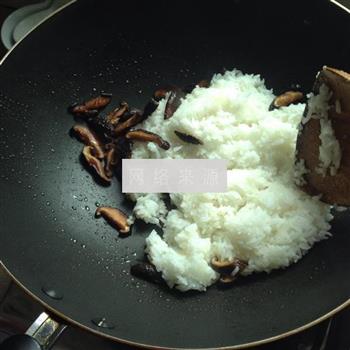 香炒糯米饭的做法步骤12