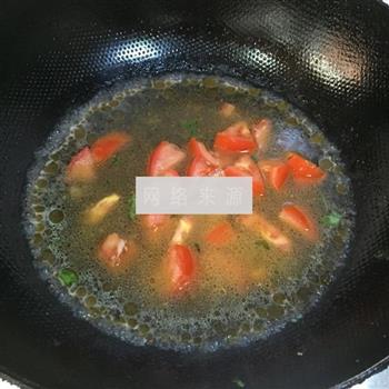 骨汤番茄金针菇的做法步骤4