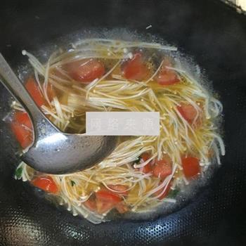 骨汤番茄金针菇的做法步骤5