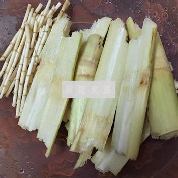 竹蔗茅根排骨汤的做法步骤1