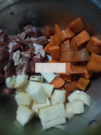 温补羊肉汤的做法步骤2