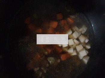 温补羊肉汤的做法步骤3