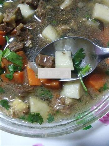温补羊肉汤的做法步骤7