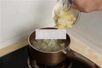 银耳莲子皂角米的做法图解3