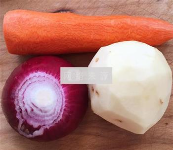 炖牛腩烩胡萝卜土豆的做法步骤7