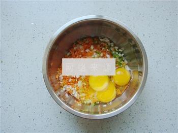 胡萝卜青椒鸡蛋饼的做法图解3