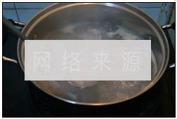 腔骨莲藕汤的做法步骤3