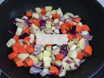咖喱土豆鸡肉的做法步骤5