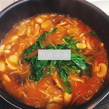 西红柿面条汤的做法步骤14