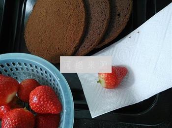 圣诞草莓裸蛋糕的做法步骤6