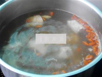 枸杞老姜羊肉汤的做法步骤9
