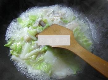 白菜煮虾潺的做法步骤5