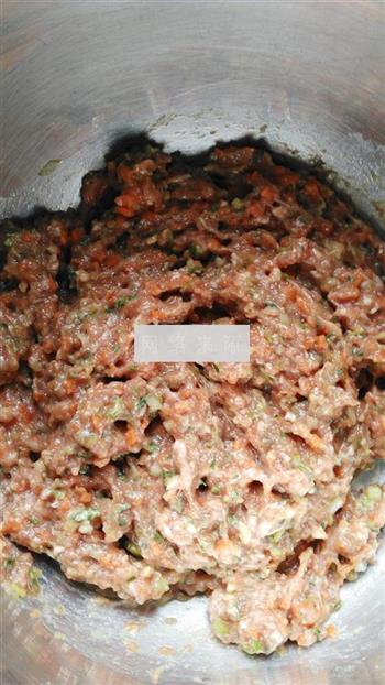 灌汤羊肉蒸饺的做法步骤9
