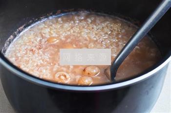 红糙米桂圆粥的做法步骤5