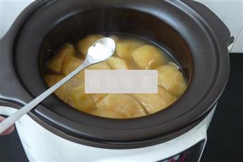 苹果川贝瘦肉汤的做法图解5