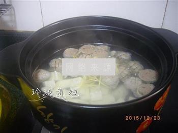 牛肉丸金针菇汤的做法步骤2
