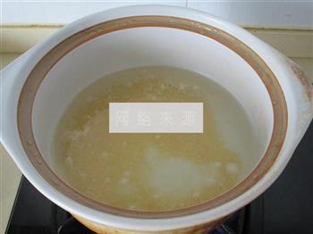 海参小米粥的做法步骤3