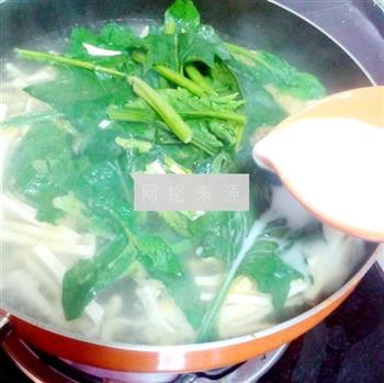 菠菜鸡蛋豆腐汤的做法步骤5