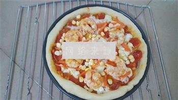 鲜虾火腿肠披萨的做法步骤6