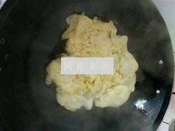 杏鲍菇炒鸡蛋的做法步骤6