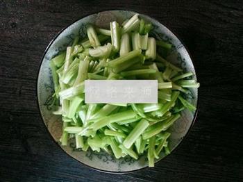 芹菜炒肉的做法图解5