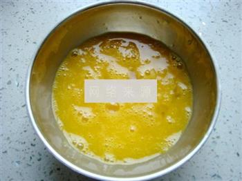 蒜薹炒鸡蛋的做法步骤2