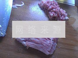 猪肉白菜包子的做法步骤4