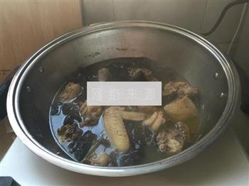 黑木耳土鸡汤的做法图解10