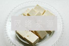 美味脆皮豆腐的做法图解1