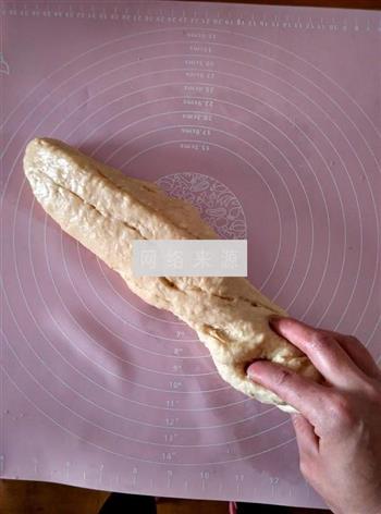奶香小面包的做法图解7