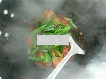 蒜苗炒豆腐的做法步骤12