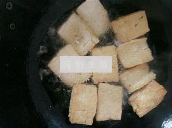 蒜苗炒豆腐的做法步骤5