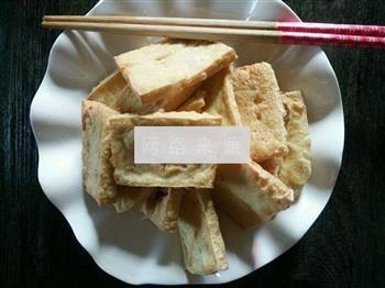 蒜苗炒豆腐的做法步骤6