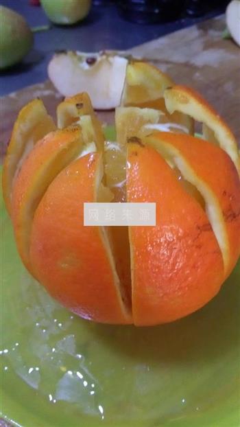 花形状的水果拼盘的做法步骤1