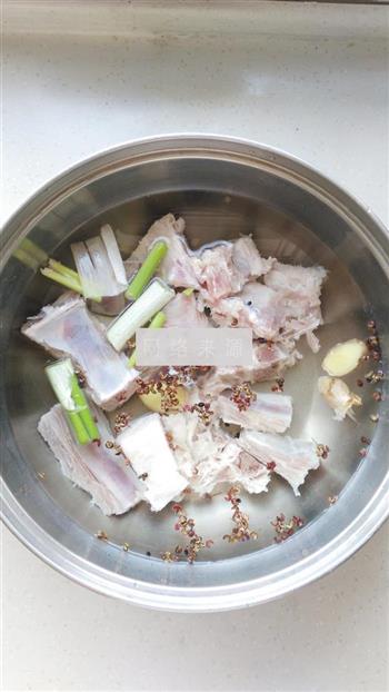 萝卜羊排汤的做法步骤1